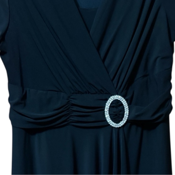 Black Midi Dress - Picture 5 of 10